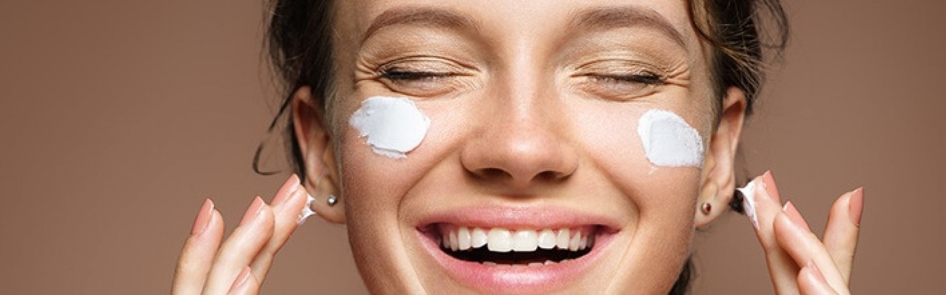 What to Look for When Choosing Face Creams: A Step-by-Step Guide with Essentials for Every Age