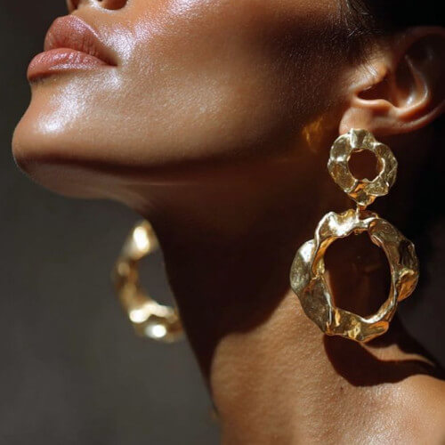 Σκουλαρίκια