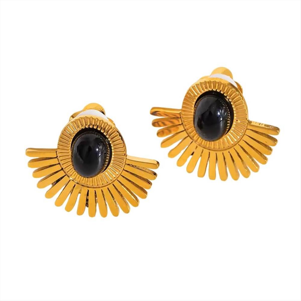 Pho Earrings with Gold Clips - Momoka