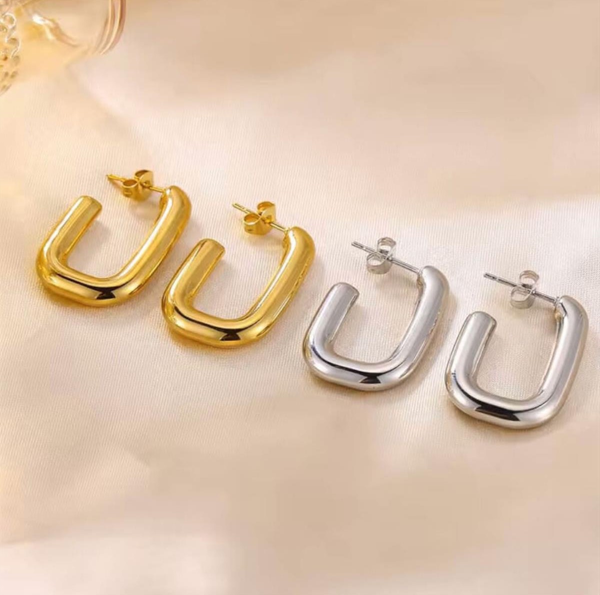 Rectangle hoop earrings