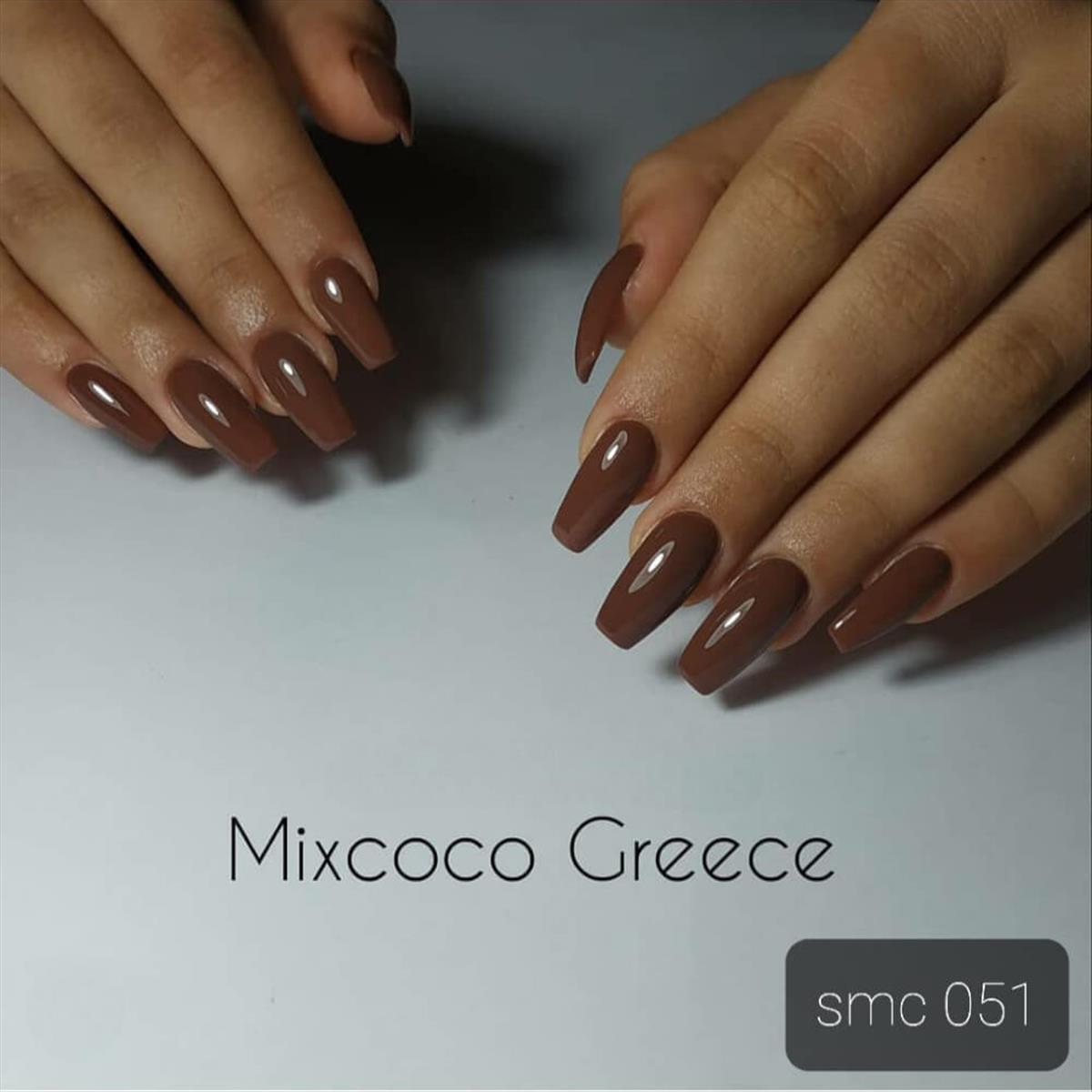 Ημιμόνιμο βερνίκι νυχιών Mixcoco SMC051 15ml