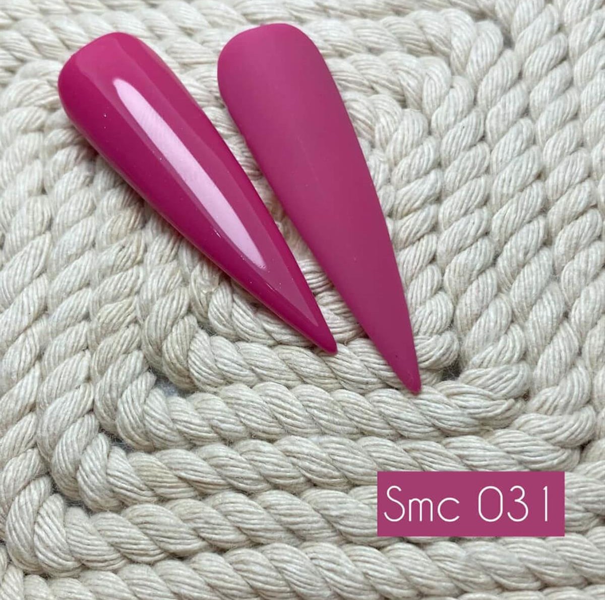 Ημιμόνιμο βερνίκι νυχιών Mixcoco SMC031 15ml