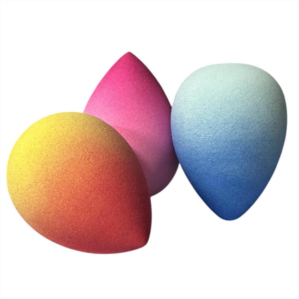 Beauty Blender makeup sponge