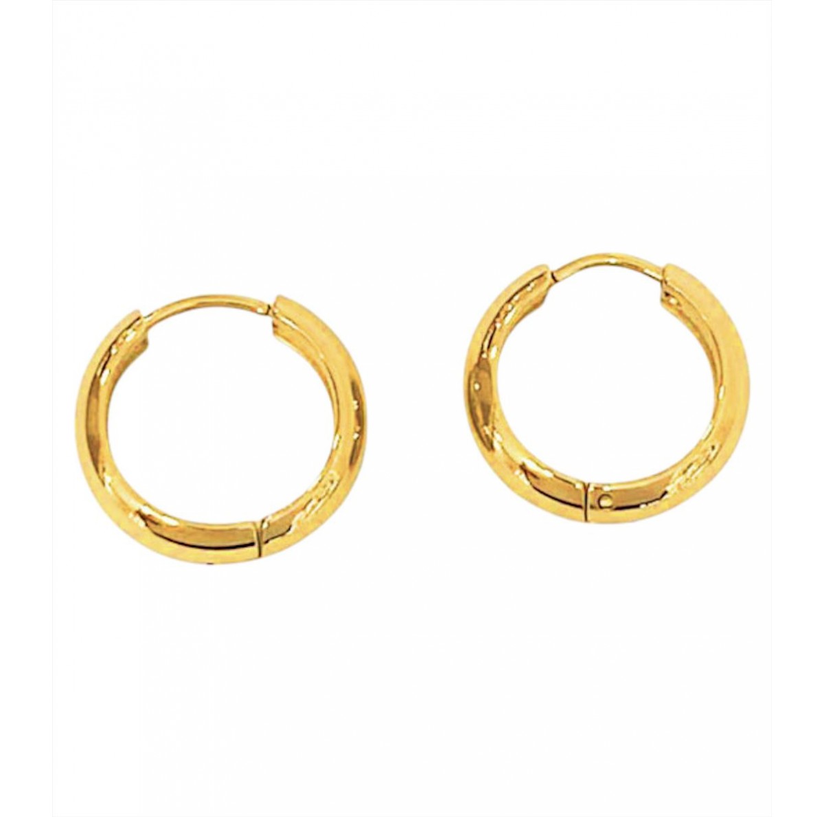 Simple gold hoop earrings