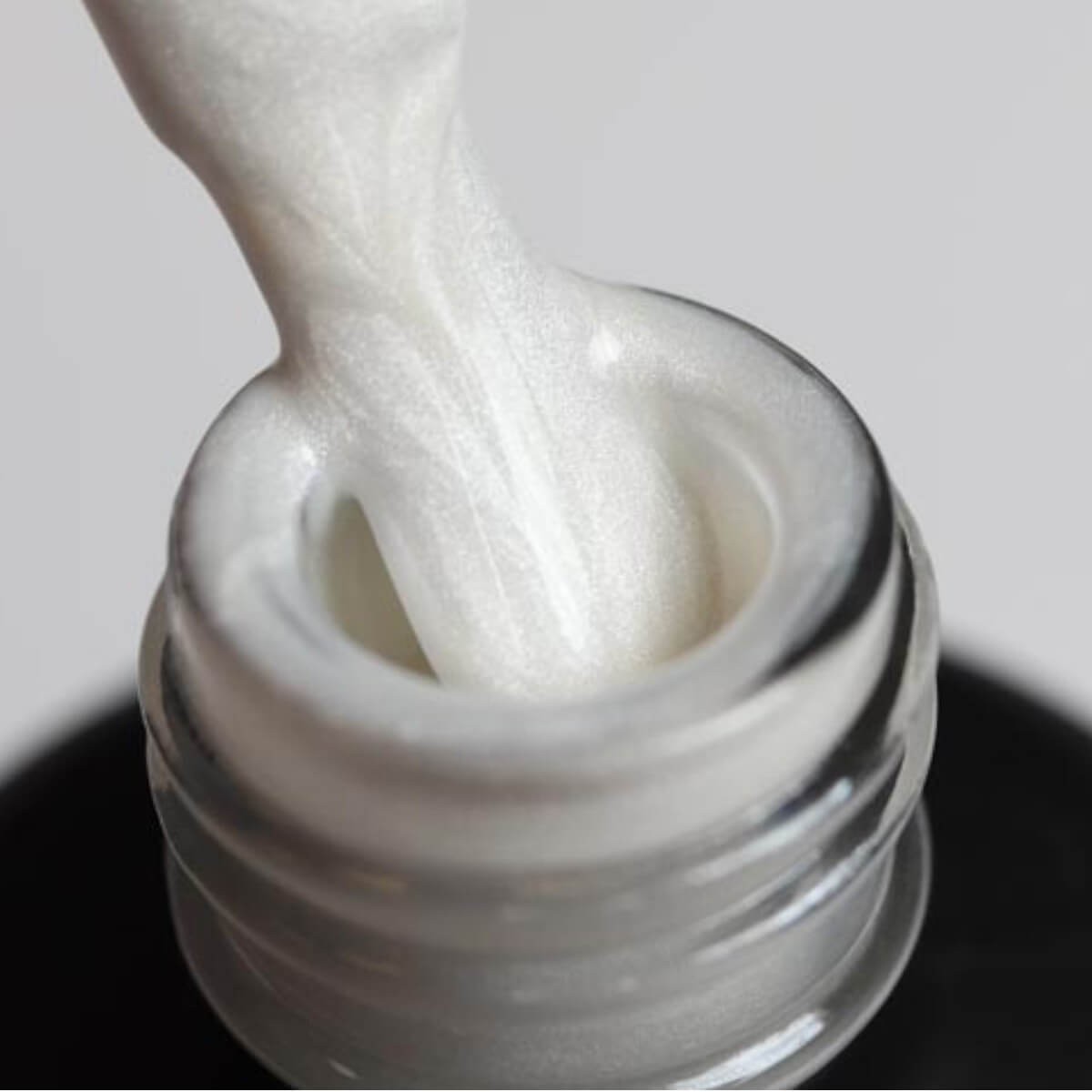 Semi-permanent Nail Polish 605 Pearl Splash Laloo 15ml