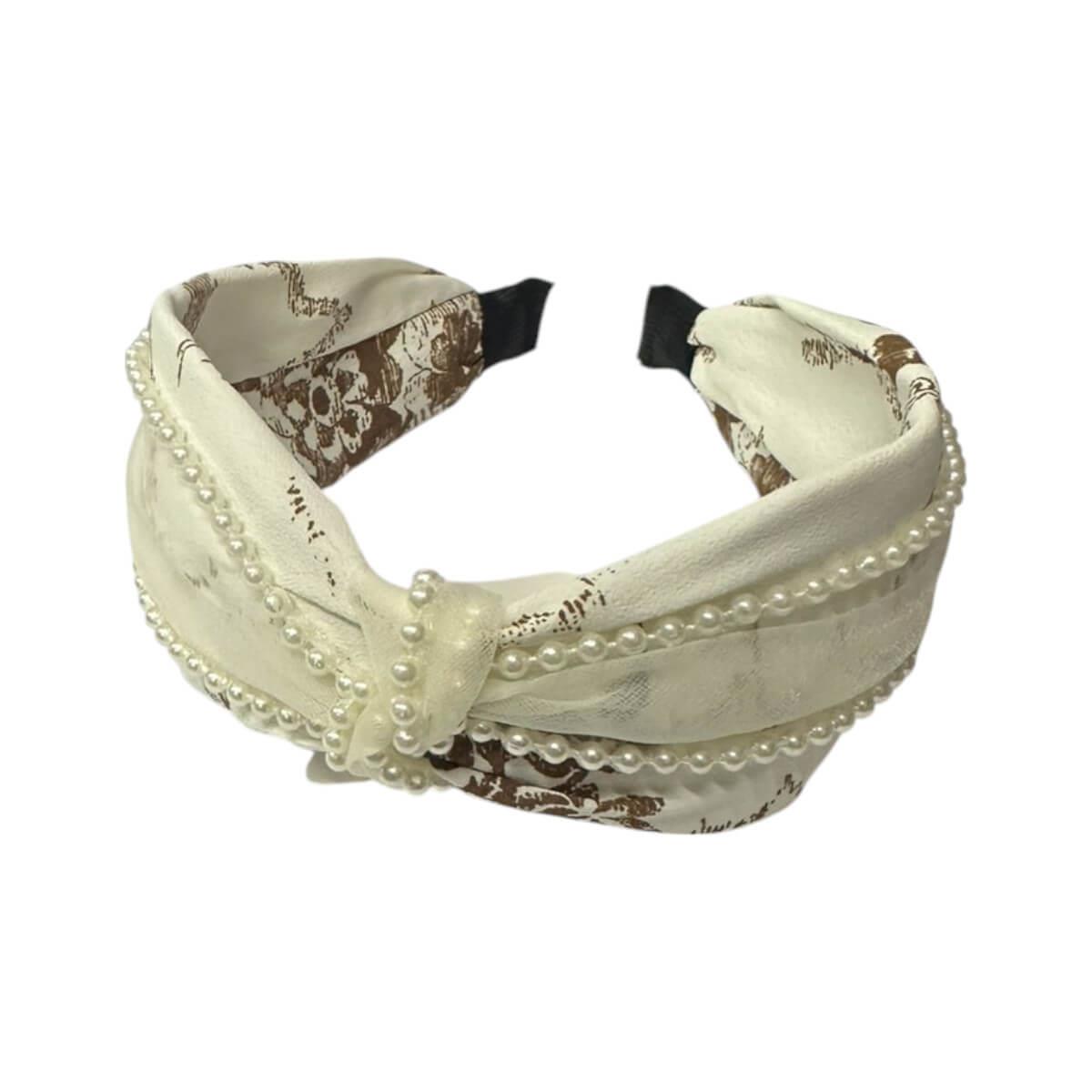 Wide fabric hair clip with pearls white