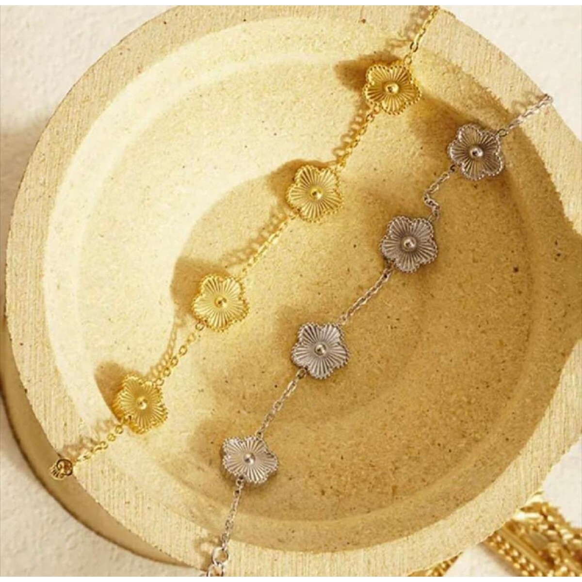 Slim Hand Chain
