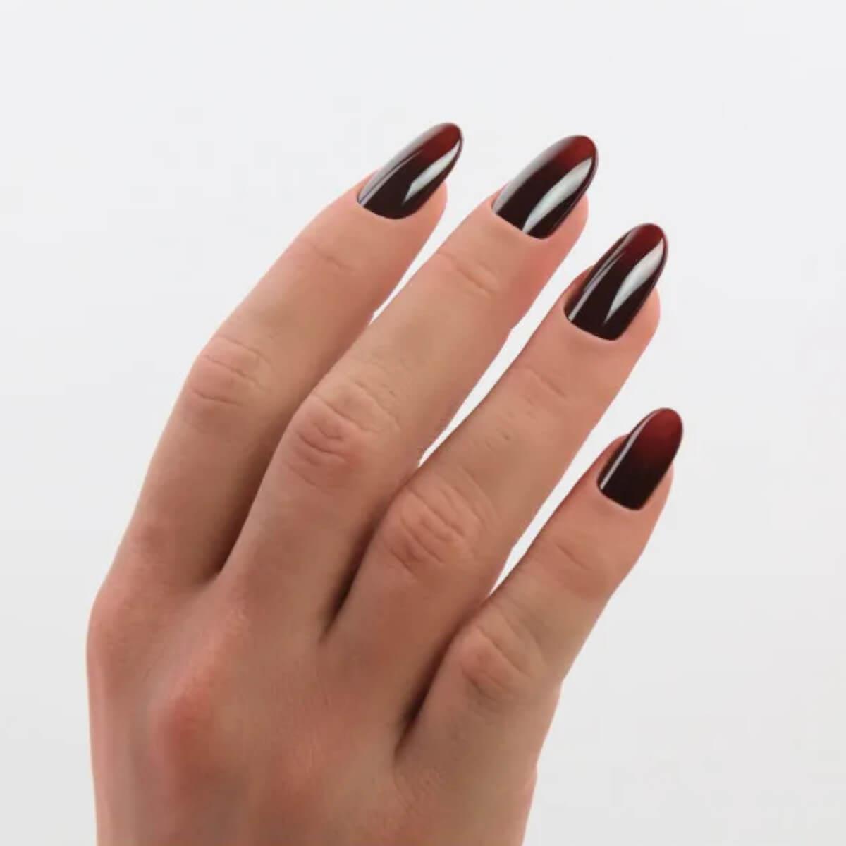 Ημιμόνιμο βερνίκι 651 cafe society 15ml Laloo