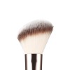 Blush & contour brush MUA