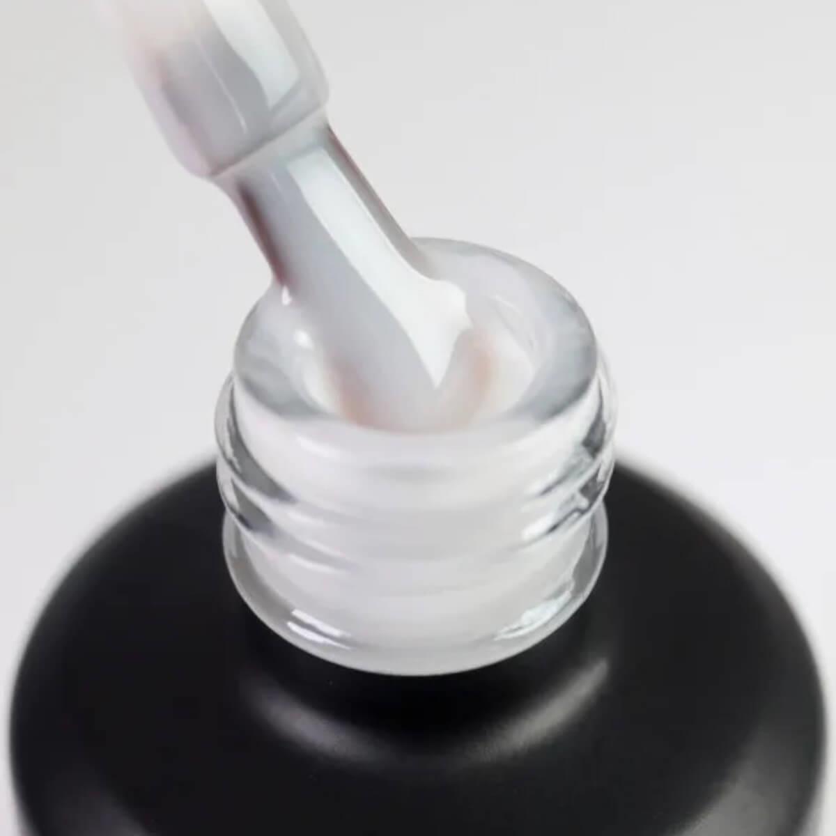 Semi-permanent gel polish color top coat 01 milky 15ml Laloo