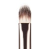 Small flat eye base brush MUA