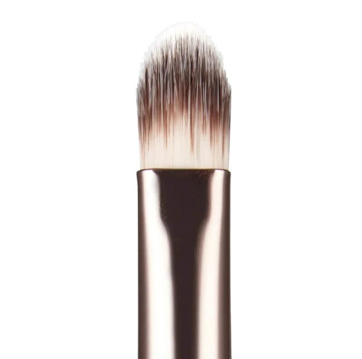 Small flat eye base brush MUA