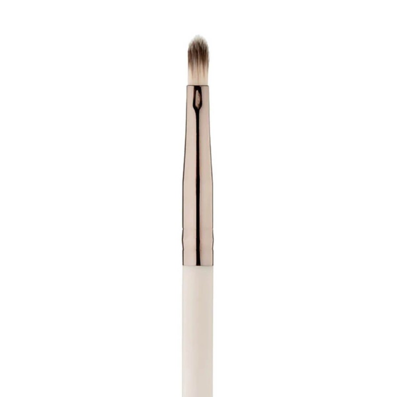 Liner brush MUA