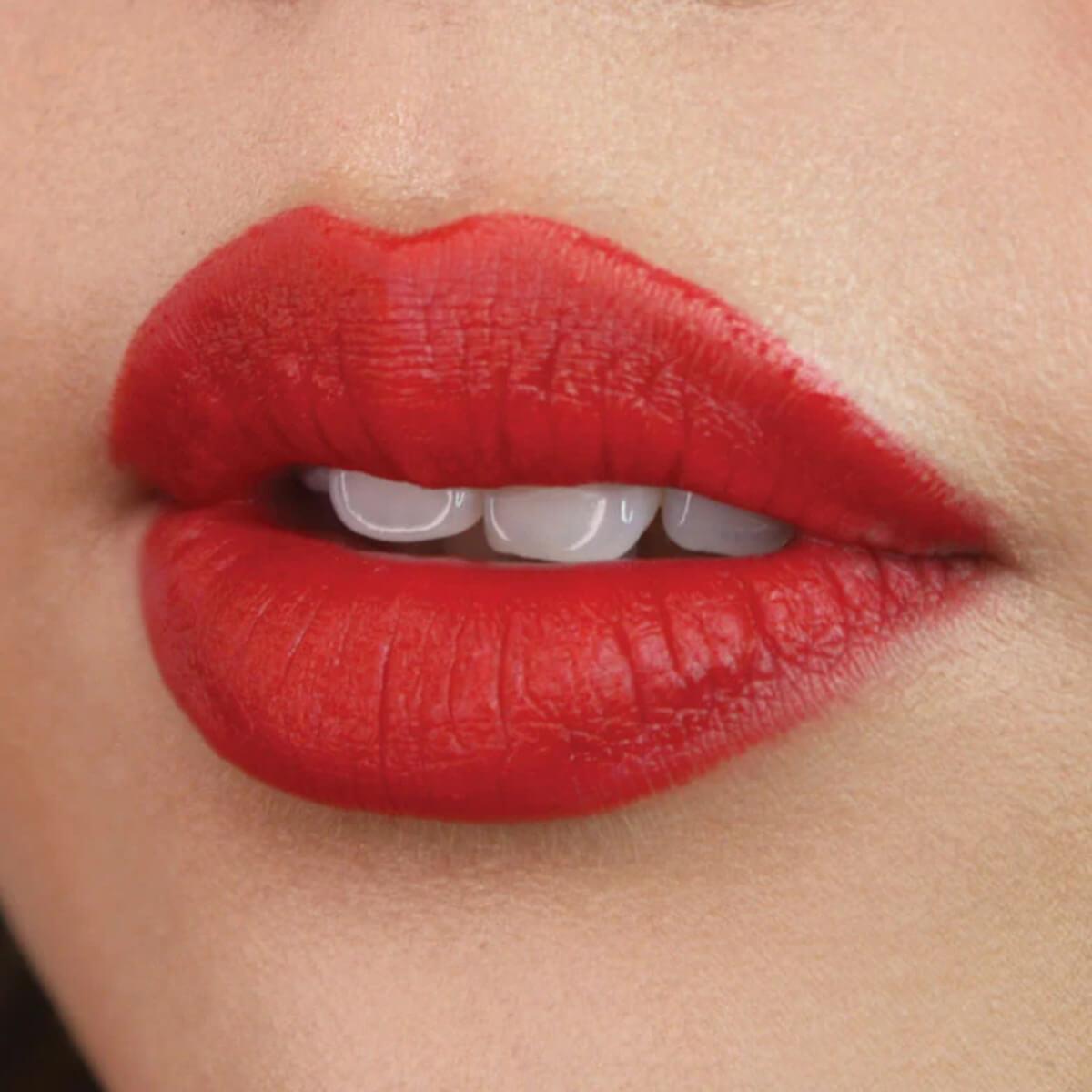 Creamy matte lipstick heartbreaker MUA