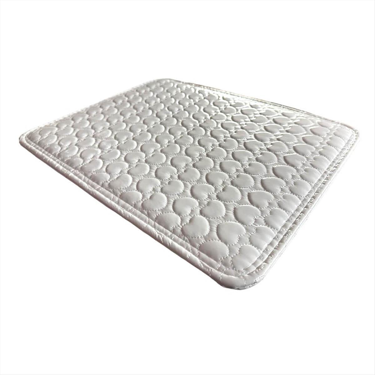 Manicure cushion table mat with hearts white